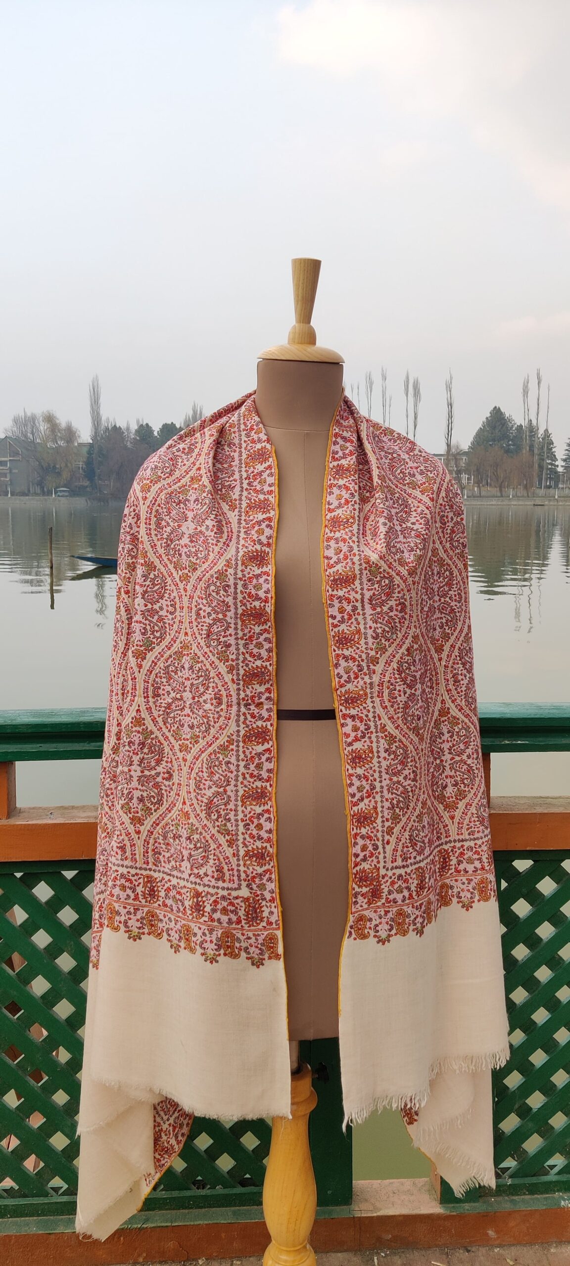 IMG_20231217_163859 Aharbal white Jamawar Pashmina Shawl - Image 1